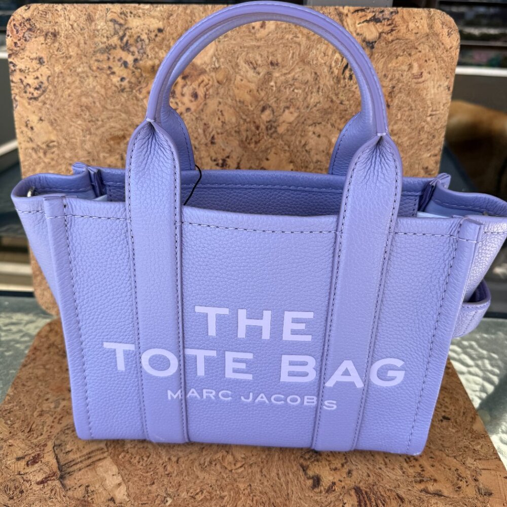 NWT MARC JACOBS TOTE small AUTHENTIC lavender color